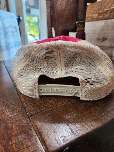 Cap Trucker Comfort Colors Crimson Front Ivory Mesh Back Snap Clousure New - Picture 3 of 4