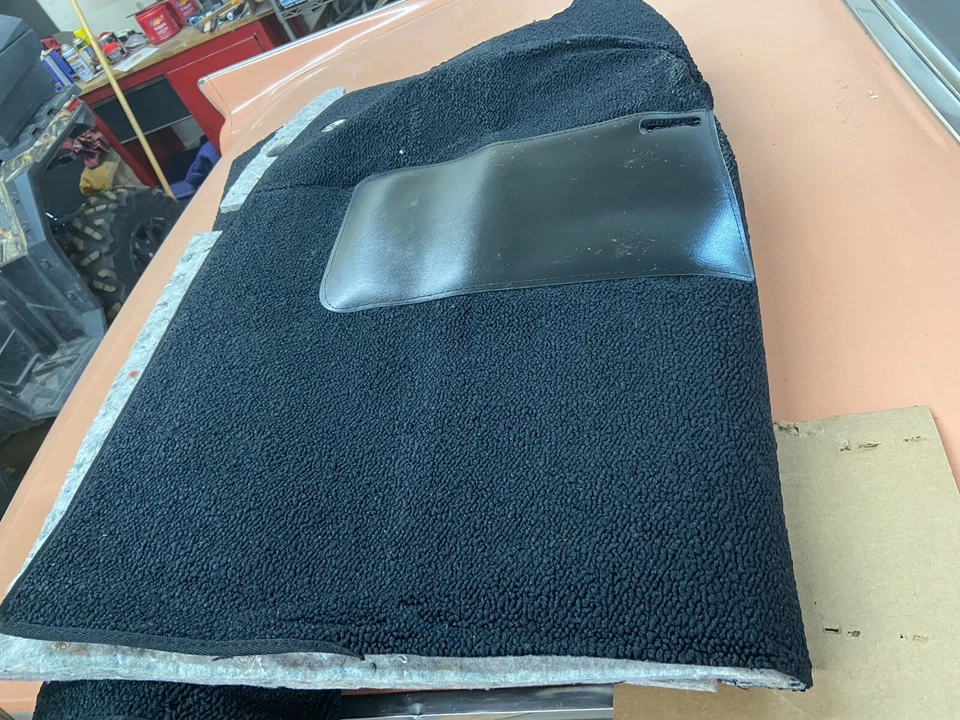 Ford Fairlane 500 Skyliner 1957 alfombra bucle negro opción asiento eléctrico Foto 4 de 4