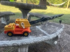 Vintage lata 70. żuraw pomocniczy Fisher Price Husky #314