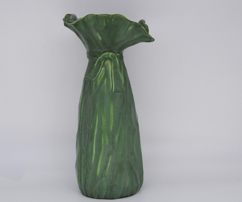 Superb Hampshire Pottery Matte Green Vase Shape 12 Sack with Ribbon 10-3/4"