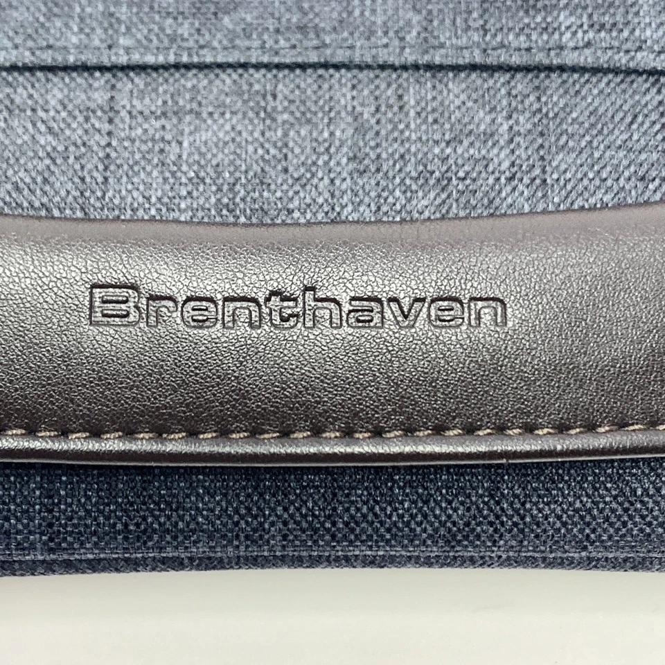 Brenthaven Collins Secure Grip Sleeve for 12" Tablets MS Surface Zippered Pocket - Image 2 of 4