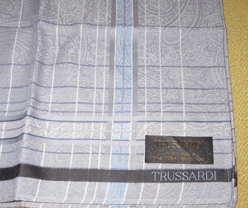 TRUSSARDI *Paisley Woven pattern *collectible Scarf-chief 48cm /INOTUME - Picture 3 of 7