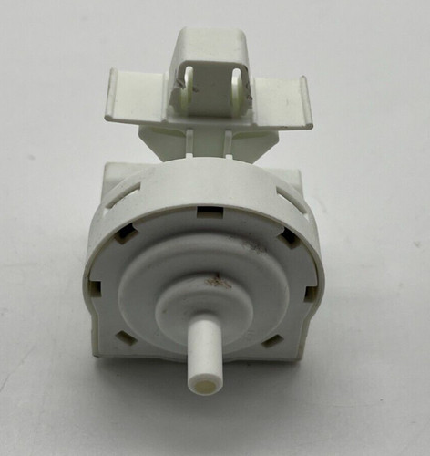 AEG L7TE56STL Waschmaschine Druckwächter Druckdose 132819502 3792216040 #1870-7Ü