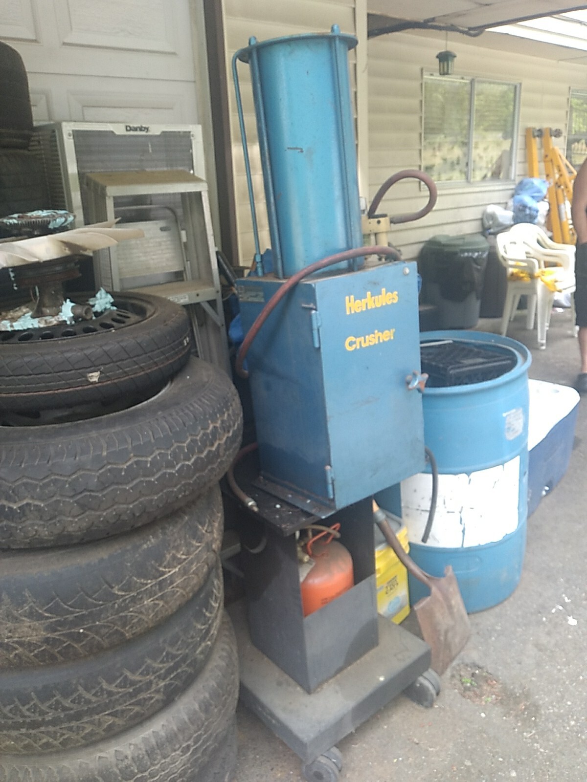 Herkules HCR1 3.75 Ton Can Crusher Stand Model Paint can Crusher eBay