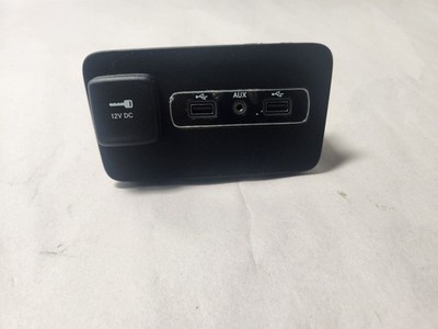 2019 Alfa Romeo Giulia USB Dual Charger AUX Port 6QW48DX8AC
