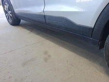 Driver Side KICKS     2018 Rocker Panel Moulding 431542