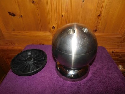 Vintage Retro Bowlingkugel Eiskübel mit Eisprobieren und Ständer.