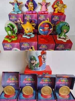 McDonald's Super Mario Galaxy Komplett Satz 8 Figuren & 4 Coins + Gratis Tasse 
