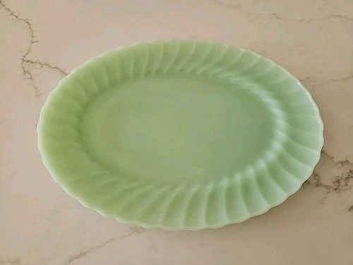 Anchor Hocking Jadeite Shell Oval  Platter - 000796