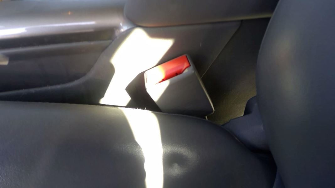 13-17 REGAL Front Bucket Driver Seat Belt Buckle Replacement 2841808