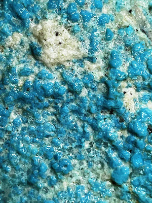 ~X -  ATL002 Nat., hard, Armenian Turquoise from the defunct Teghut Copper MIne