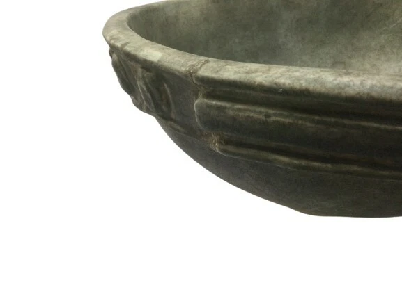 Banda artesanal Toscana pintada a mano acabado verde satinado envejecido.  Foto 2 de 2