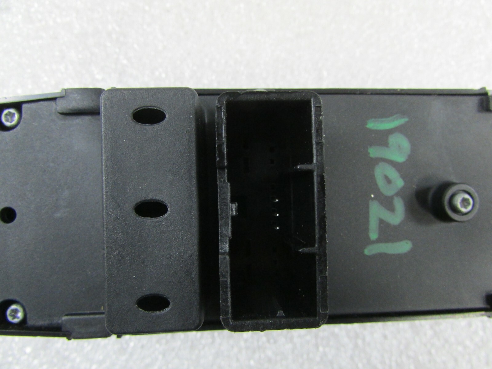 Maserati Ghibli LH, Left Front Door Switch, Used, P/N 670025406