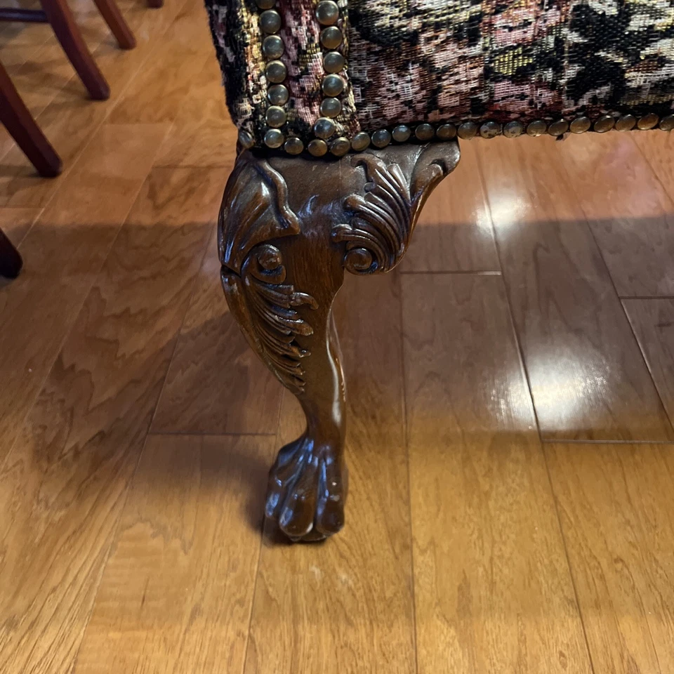 Banco tapizado de tela para tapices Chippendale Foto 4 de 4