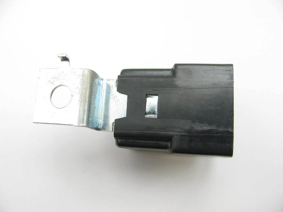 Relé de control del embrague del compresor de aire acondicionado Kemparts AR238 Foto 2 de 4