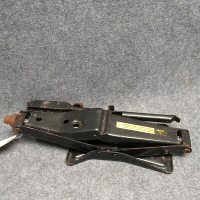 デリンジャー 1989-1993 Cadillac DeVille Spare Tire Scissors Jack w/ Lug Wrench