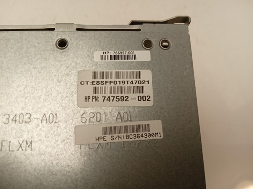 HP ML350 DL380 G9 8x SFF 2,5" SAS HDD Cage 747592-002 766957-001 - Bild 3 von 3
