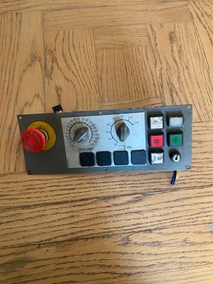 chiron bedienfeld mit potentiometer