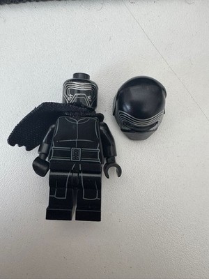 LEGO Star Wars Kylo Ren with Helmet Minifigure - Item No. sw0663