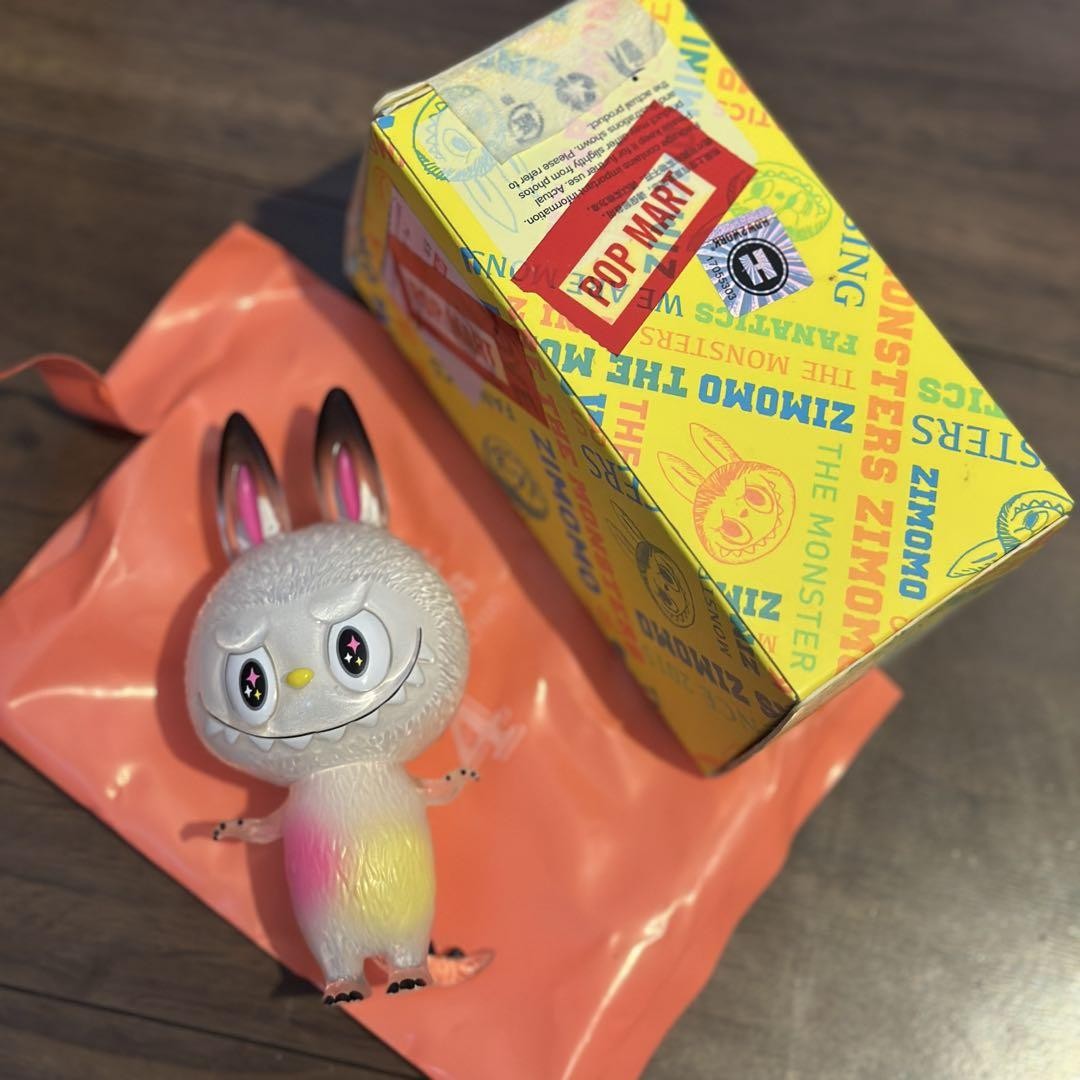 Labubu Zimomo The Little Monsters Momo Mini Figure Pop Mart