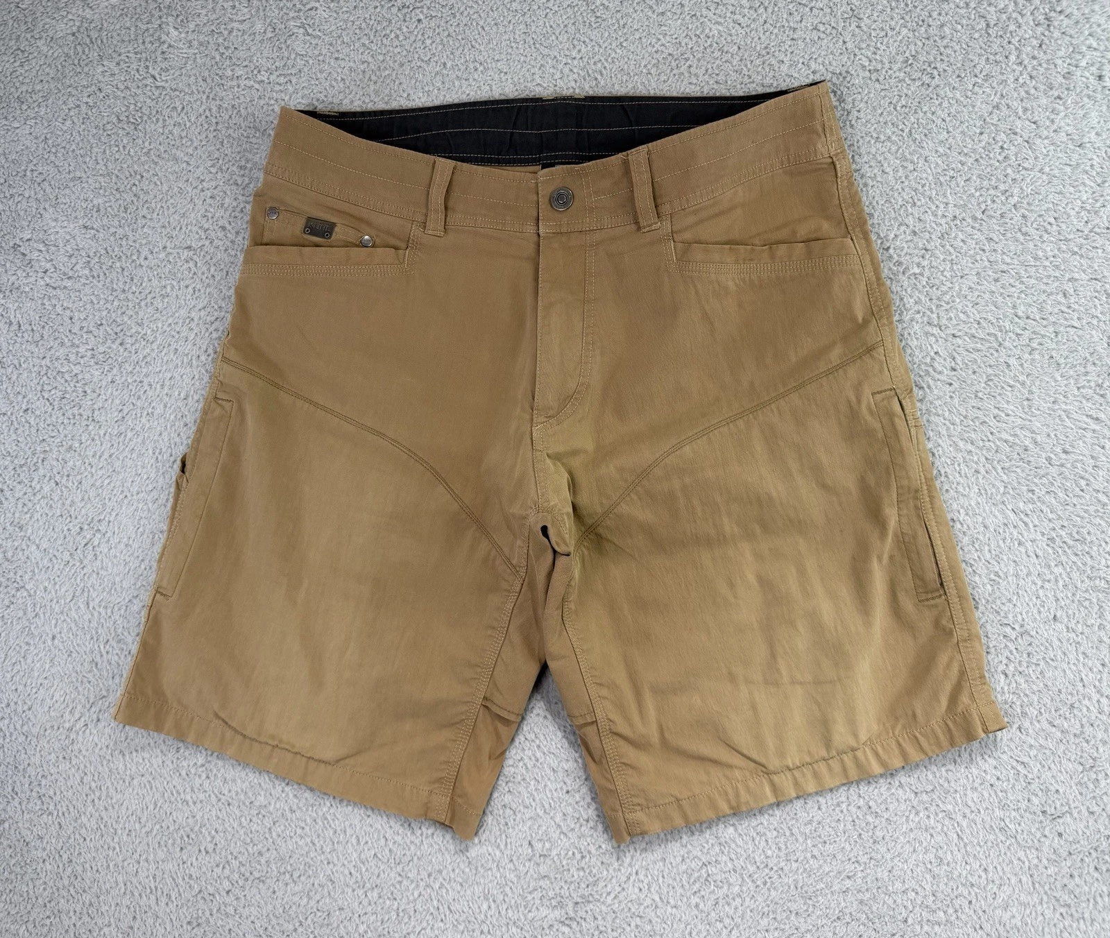 Kuhl Shorts Men's 35x10” Tan Rugged Cargo Hiking Outdoors Vented Distressed