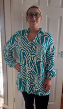 LADIES TURQUOISE ZEBRA PRINT DIPPED BACK SHIRT SIZE 10 NEW (ref 186) SALE