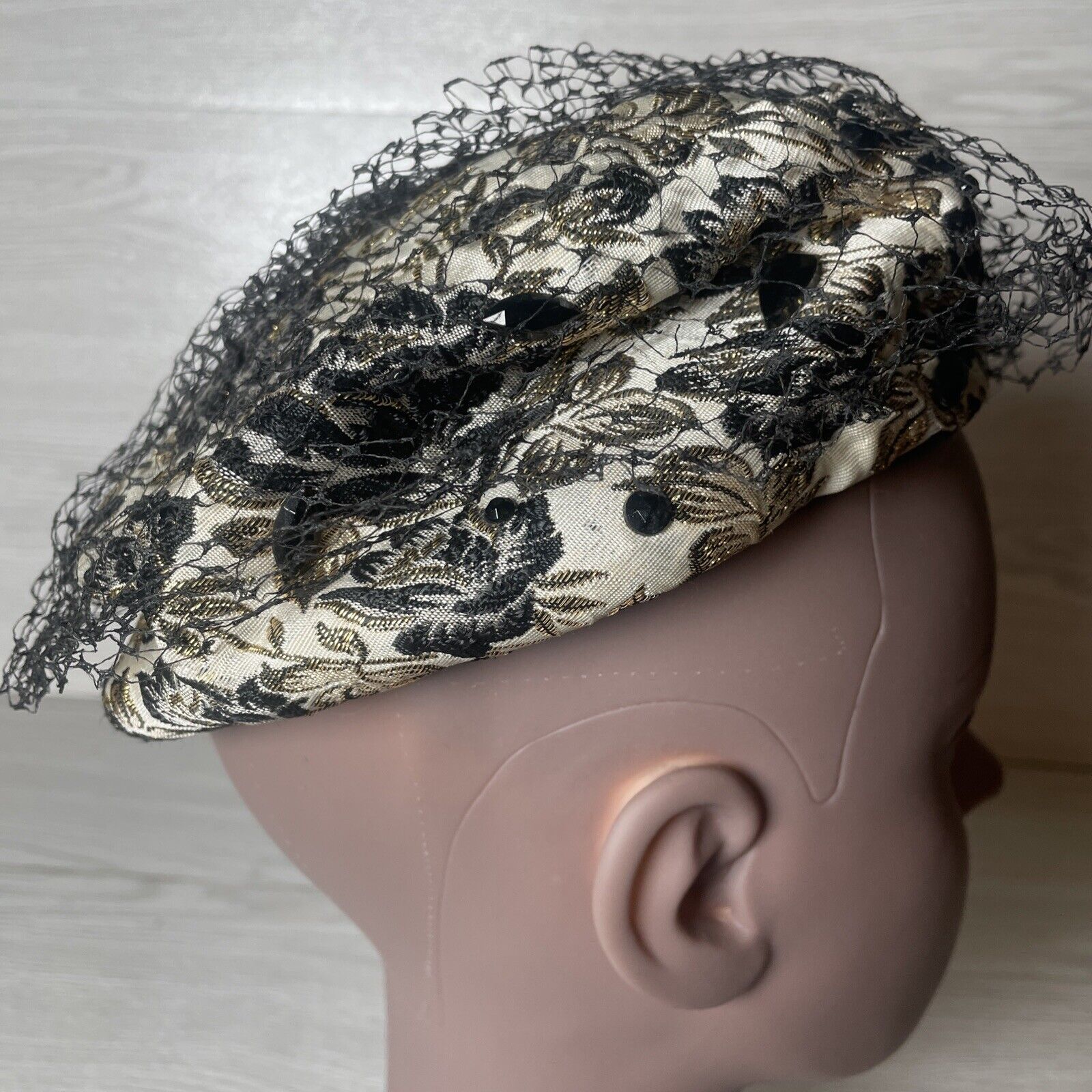 Vintage Hat Womens Black Gold Netted Ladies Mr Ma… - image 4