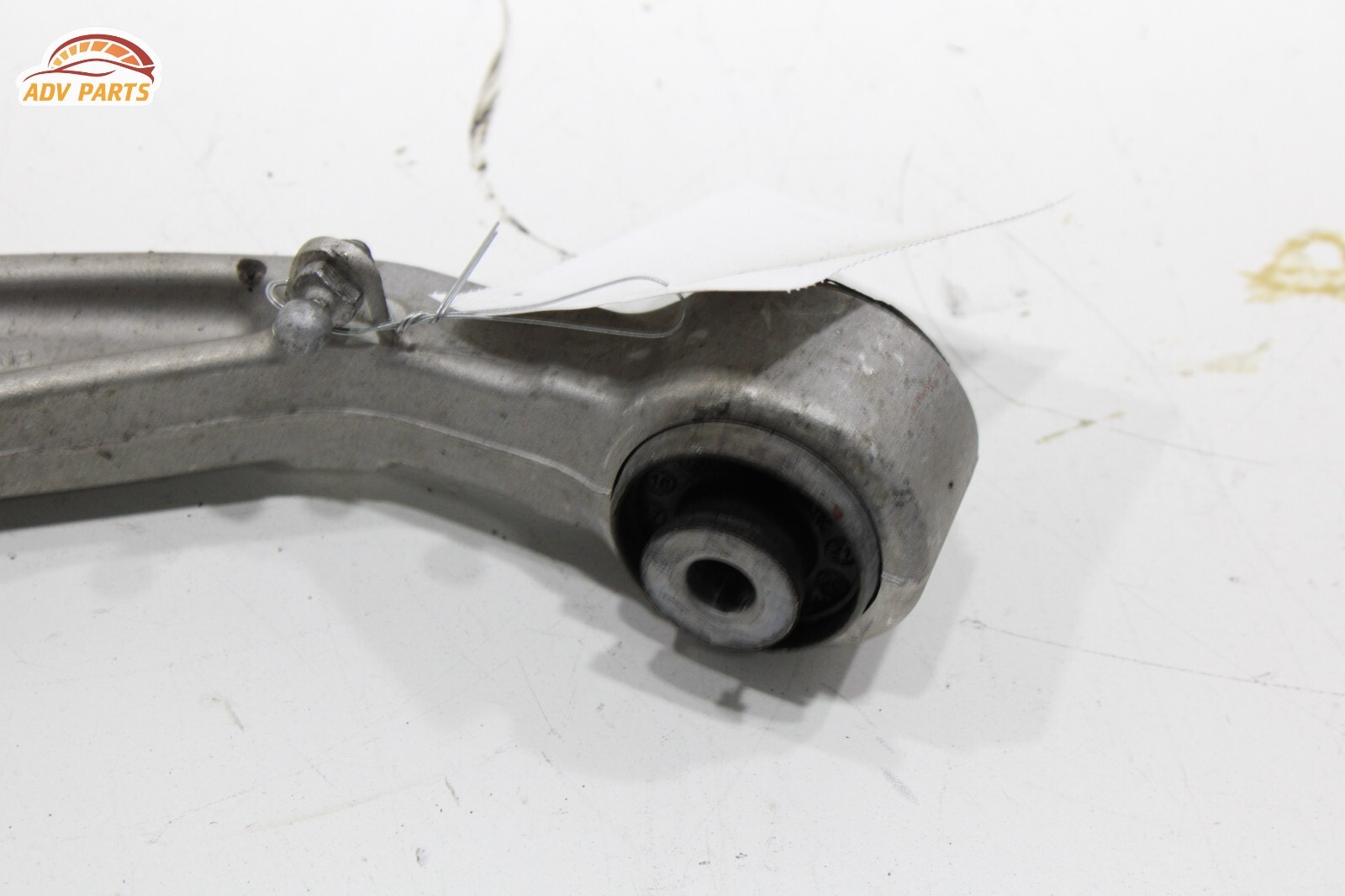2017 - 2020 MASERATI LEVANTE FRONT RIGHT PASSENGER SIDE UPPER CONTROL ARM OEM