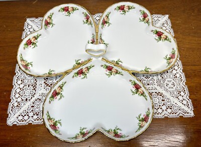 Vintage 1962 Royal Albert Old Country Roses Divided Heart Serving Tray 22k Trim