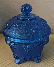VTG Jeannette Glass Harvest Grape Pattern Footed Blue Candy Dish