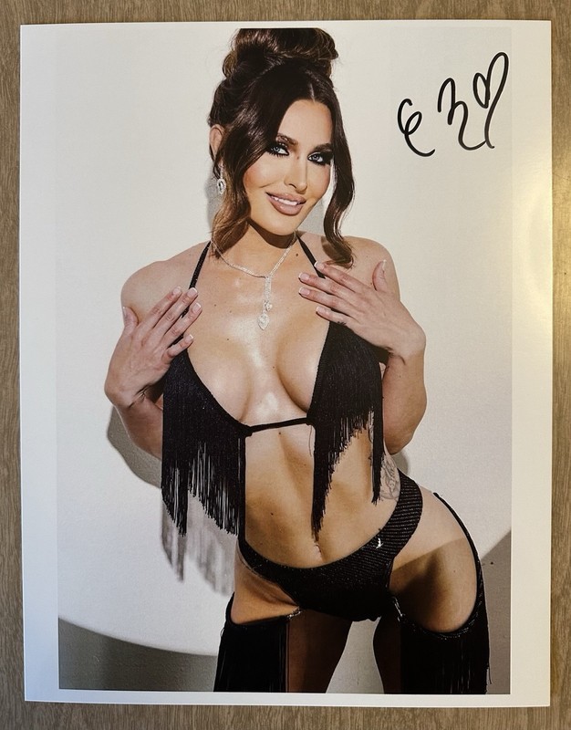 Ella Reese Adult Model Autographed 8.5 x 11 Photo