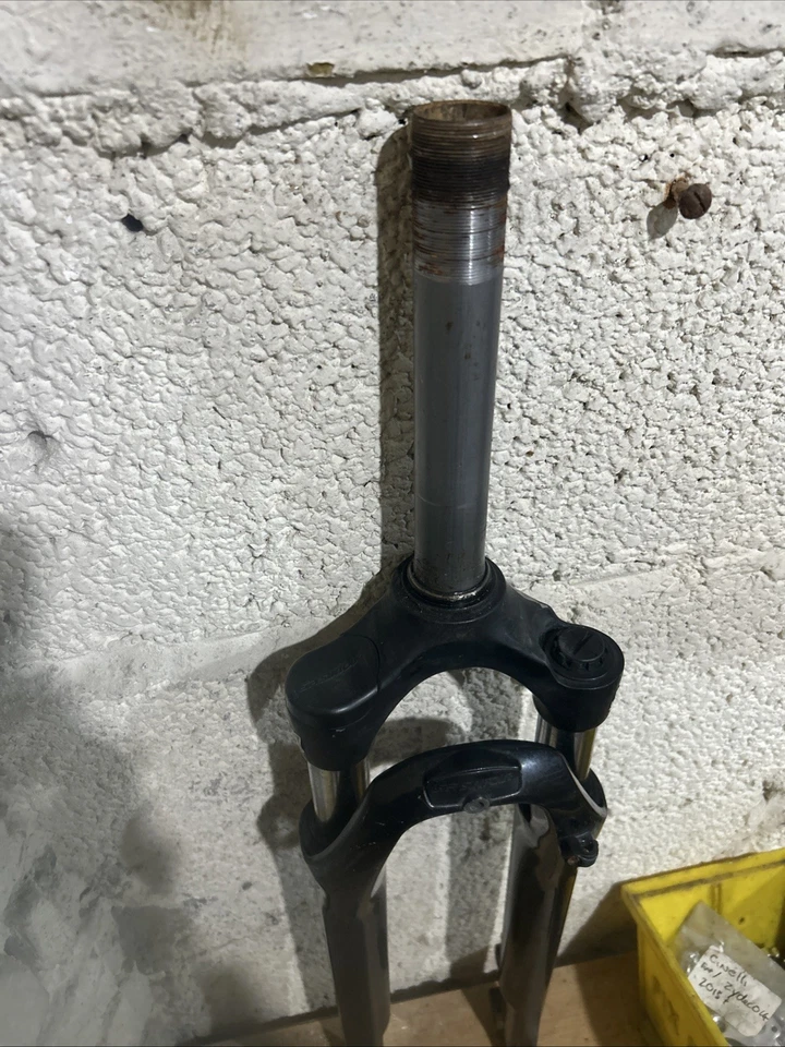 700c Suntour NEX 63mm Travel Fork 1 1/8” Threaded Disc Brake E-Bike Ready Q/R - Image 2 of 4