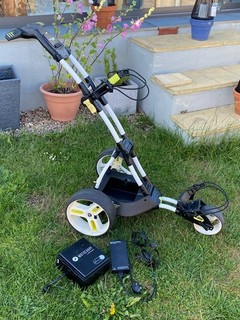 MOTOCADDY M3 PRO EASILOCK GOLF TROLLEY IN GOOD CONDITION & LITHIUM ULTRA BATTERY