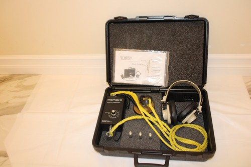 Von Thumpphone II Acoustic Detector Locating System w/ Case, Headphone, Manual