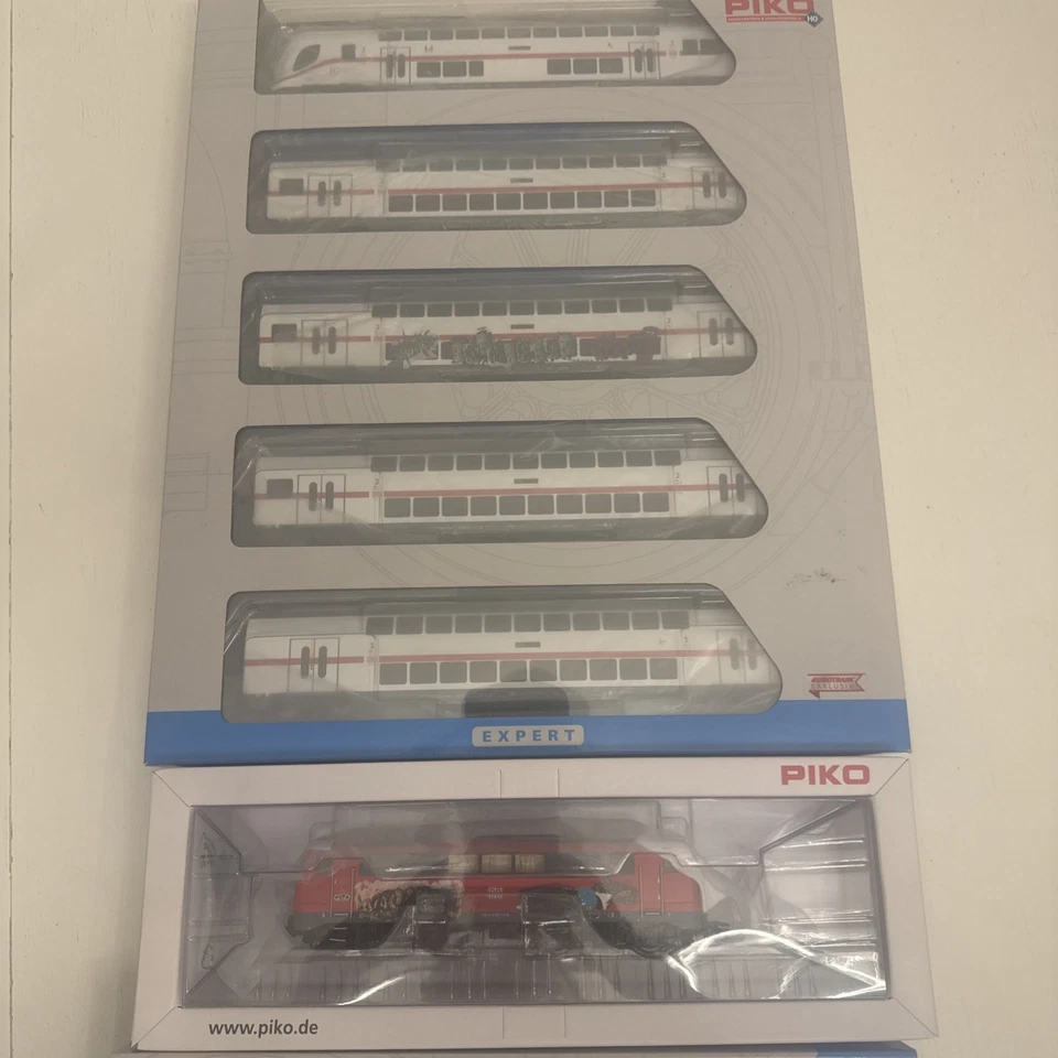 Piko H0 Zug Limitierte Auflage 71169 + 72216 AC