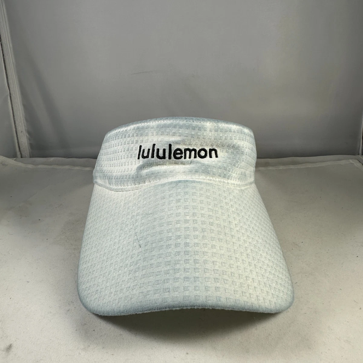 Lululemon Lightweight All Sport Visor White Size L/XL New Lululemon Visor With Removable Sweatband - White | Editorialist main image 3