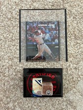 ANDRUW JONES ROOKIE BASEBALL CARD & AUTHENTIC GAME USED CERTIFIED DIRT & BASE. rookie card picture