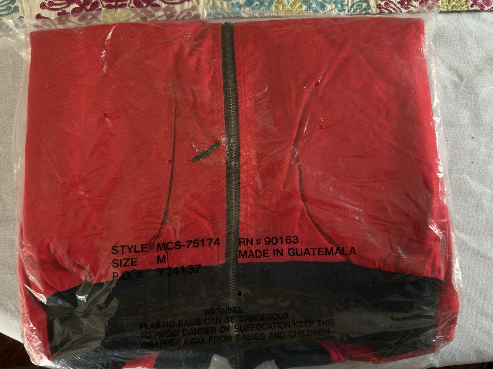 Vintage chaqueta roja de la marca Marlboro Gear image 6