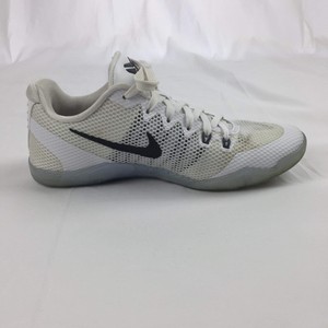 kobe 11 em low fundamental