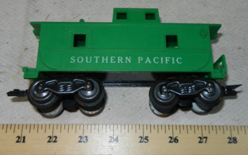 Marx Southern Pacific Caboose 8 Räder grün Kunststoff G LKW WASSERHAHN Kupplungen - Bild 1 von 6