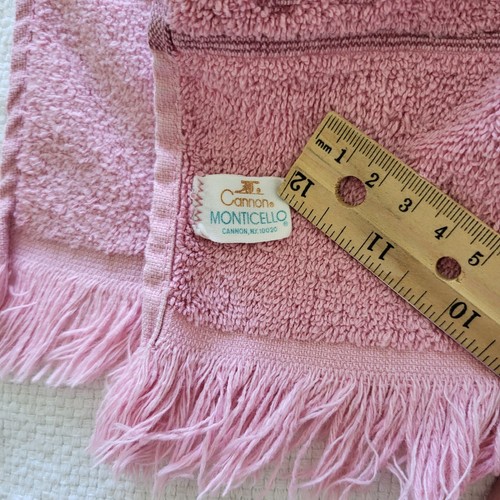 Vintage Retro Cannon Monticello Bath Towel Pink Sculpted MCM Fringe Retro 1970s - Picture 3 of 5
