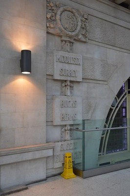 Foto 6x4 County List, Waterloo Station London um 2016