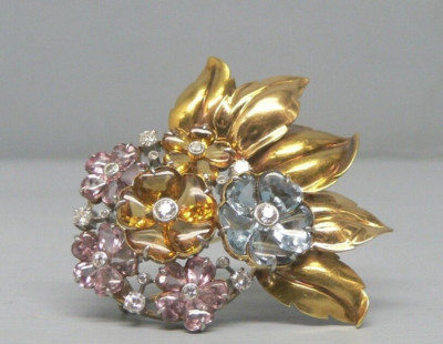 18K Gold Cushion Cut Sapphire Flowers w Diamonds Fur Clip  Van Cleef & Arpels ?