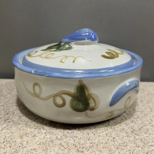Vtg Louisville Stoneware Pottery 1 Qt Round Lidded Casserole Dish Fruit in EUC