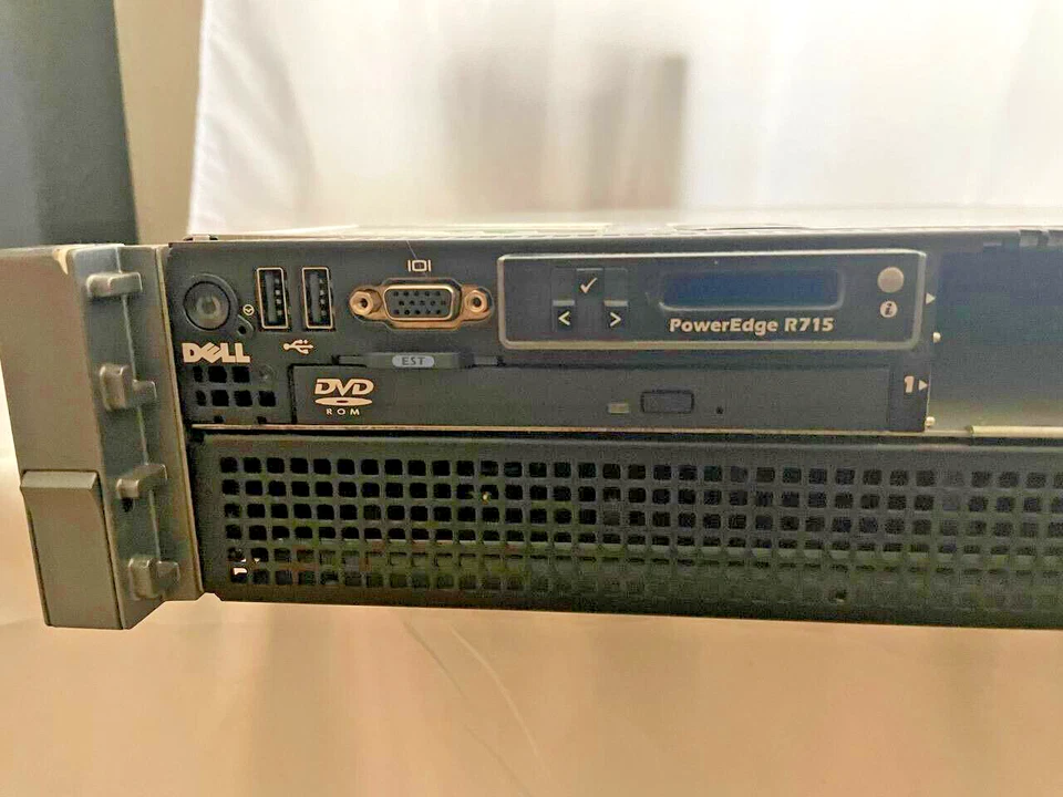 Dell PowerEdge R715 2x AMD Opteron 6174 12-Core 32GB RAM ECC 2X 750W PSU - Image 3 of 4