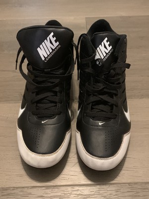 nike men's land shark football cleats