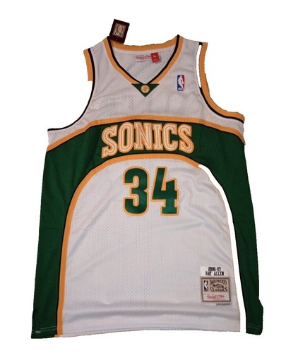 03-04 Upper Deck Ray Allen HOF Base Card (Seattle Supersonics
