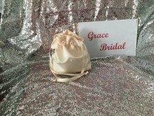 PEARL DUCHESS SATIN DETAIL DOLLY TASCHE BRAUTJUNGFER ABSCHLUSSBALL BLUMENMÄDCHEN * HERGESTELLT IN UK/VERKÄUFER *