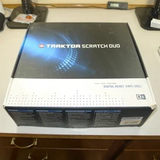 Traktor Scratch Duo Complete, Audio 4 DJ, Cords, Software, Documents, License