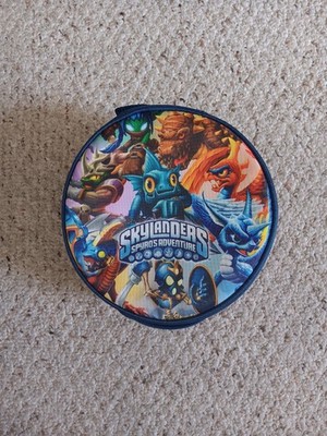 8 1/2'' Round Skylander Spyro's Adventure ZipUp Storage Collectible Carrying Case